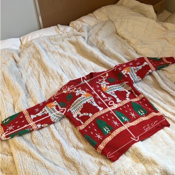 Red and green ugly Christmas sweater - Picture 3 of 3